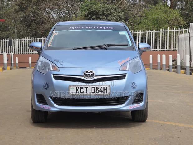Toyota Ractis 2011