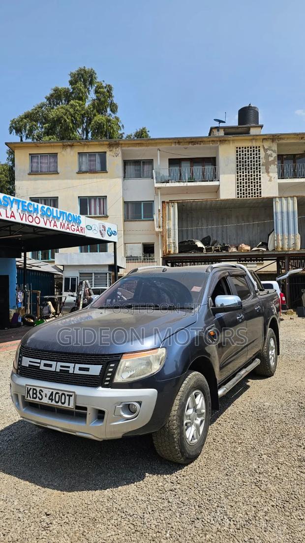Ford Ranger Wildtrak 2012 Black