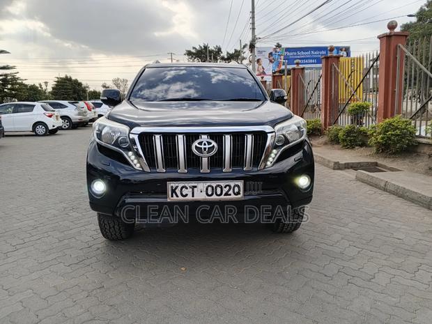 Toyota Land Cruiser Prado 2011 Black