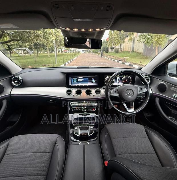 Mercedes-Benz E200 2018 Silver