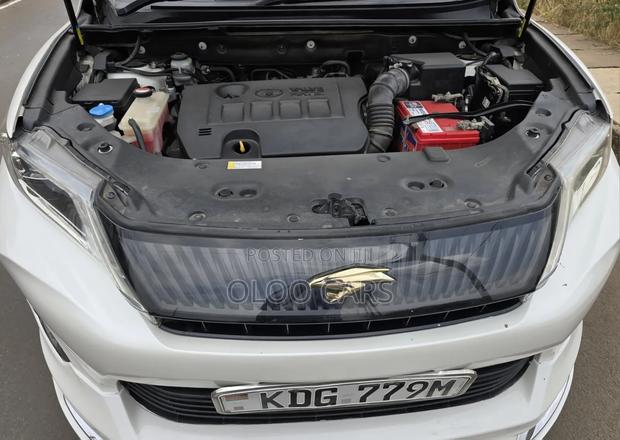 Toyota Harrier 2015 White