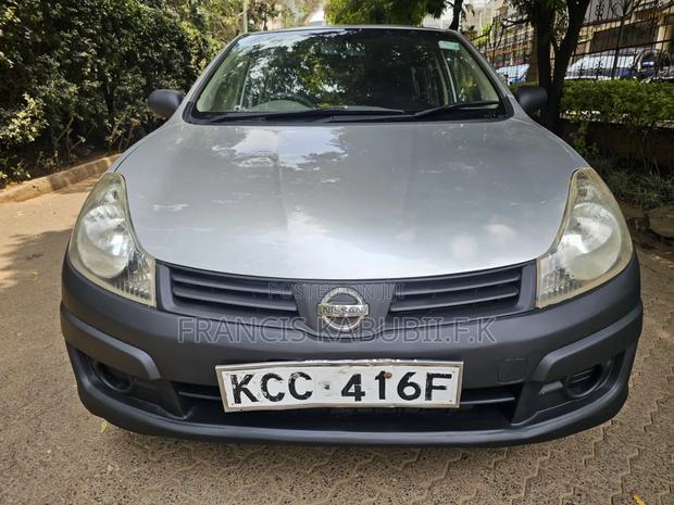 Nissan Advan 2008 Silver