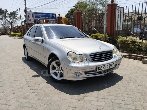 Mercedes-Benz C200 2007 Silver