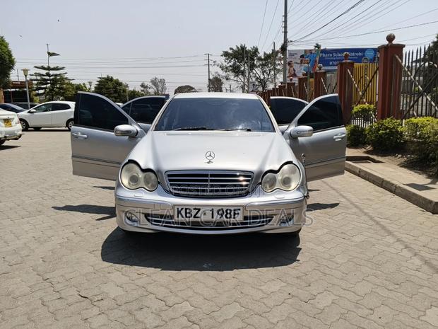 Mercedes-Benz C200 2007 Silver