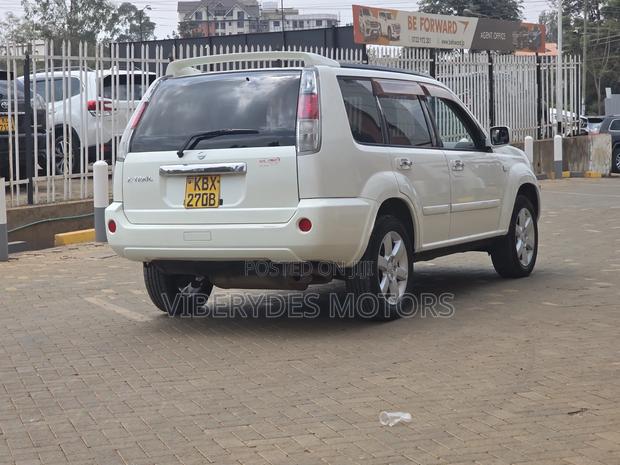 Nissan X-Trail 2006 White