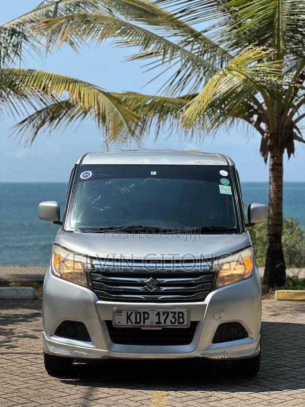 Suzuki Solio 2016 Silver