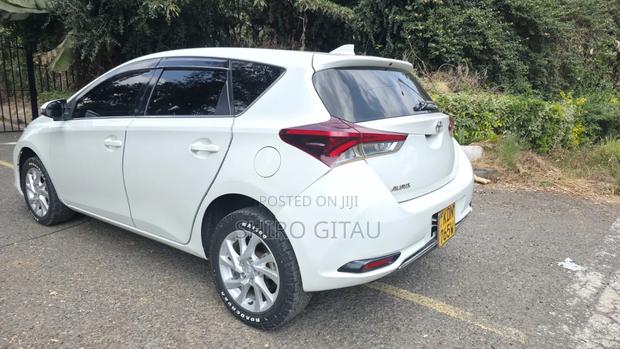 Toyota Auris 2017 White