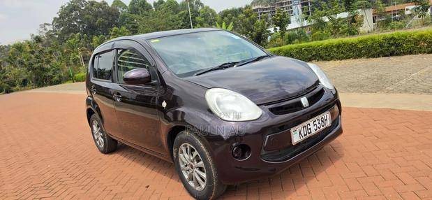 Toyota Passo 2016