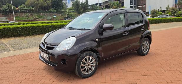 Toyota Passo 2016