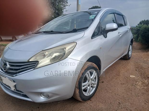 Nissan Note 2013 Silver
