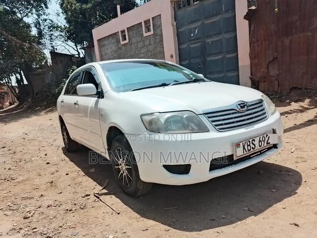 Toyota Corolla 2005 White