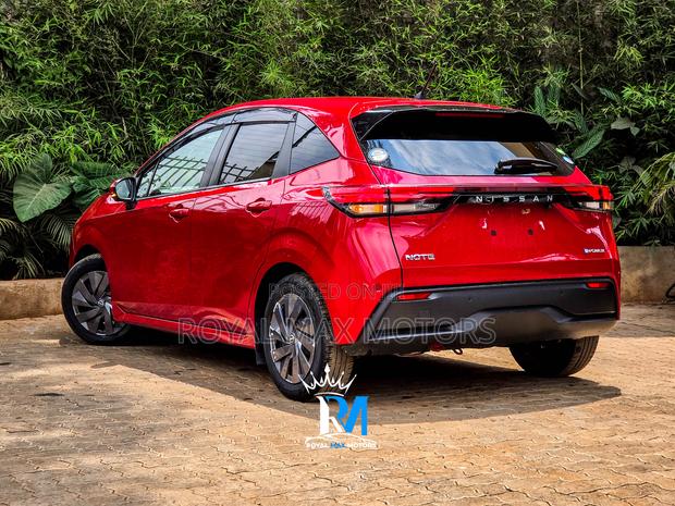 Nissan Note 1.2 Hybrid 2021 Red