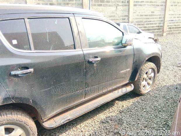 Chevrolet Trailblazer 2015 Black