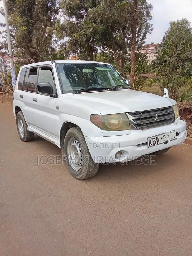 Mitsubishi Pajero 2007 White