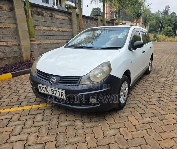Nissan Advan 2010 White