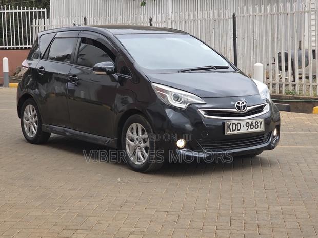 Toyota Wish 2014 Black