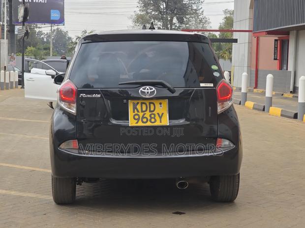 Toyota Wish 2014 Black