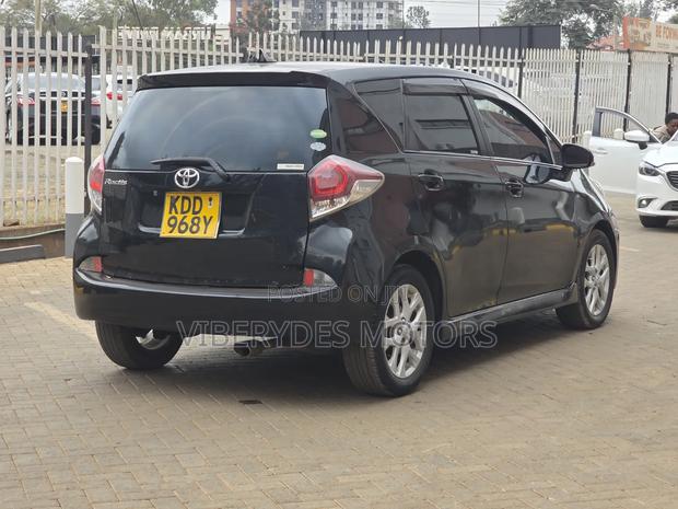 Toyota Wish 2014 Black