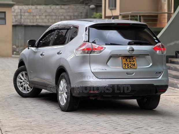 Nissan X-Trail 2.0 Hybrid AWD 2017 Silver