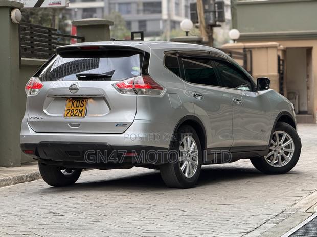 Nissan X-Trail 2.0 Hybrid AWD 2017 Silver