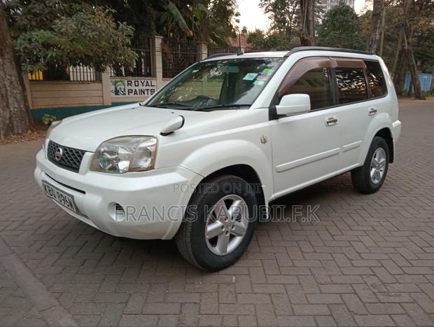 Nissan X-Trail 2006 White