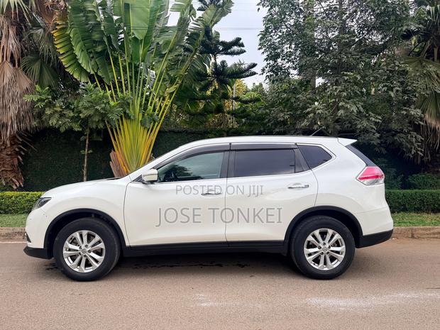 Nissan X-Trail 2.0 Petrol FWD 2015 White