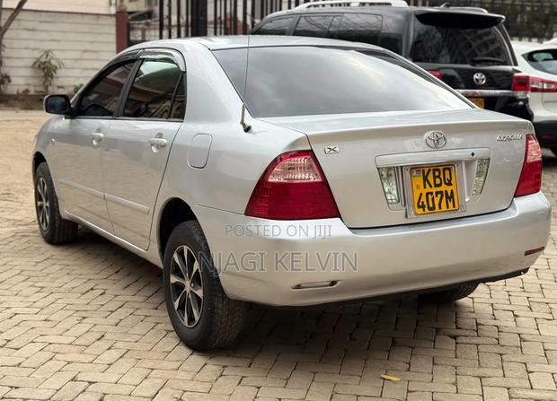 Toyota Corolla 2005 Silver