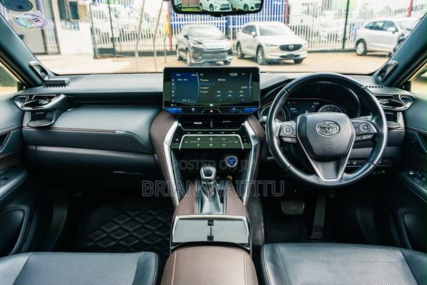 Toyota Harrier Hybrid Z 2020 Black