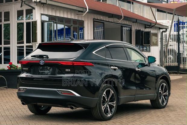 Toyota Harrier Hybrid Z 2020 Black