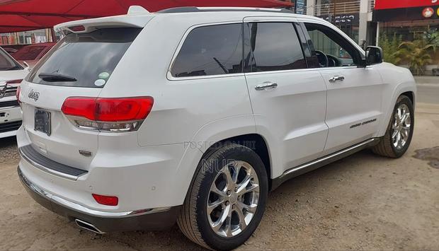 Jeep Grand Cherokee 2019 White