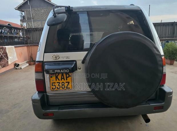 Toyota Land Cruiser Prado 1995 Silver