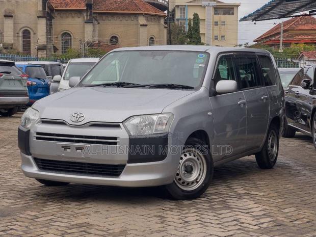Toyota Probox 1.5 GL 2WD 2019 Silver