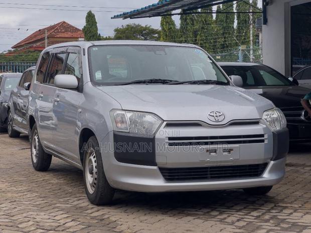 Toyota Probox 1.5 GL 2WD 2019 Silver