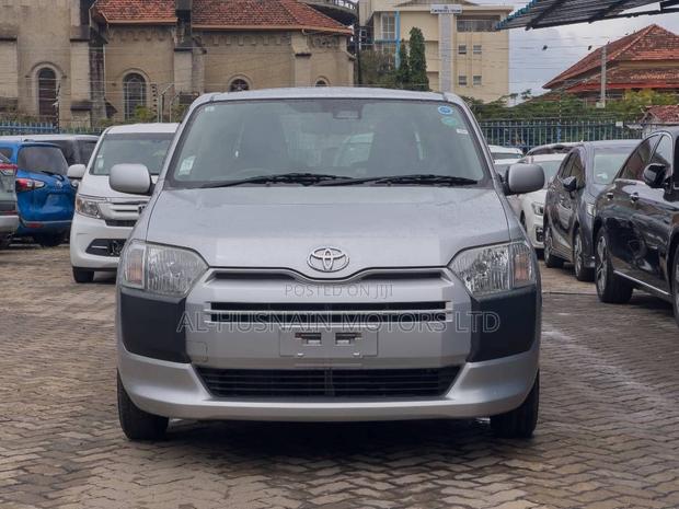 Toyota Probox 1.5 GL 2WD 2019 Silver