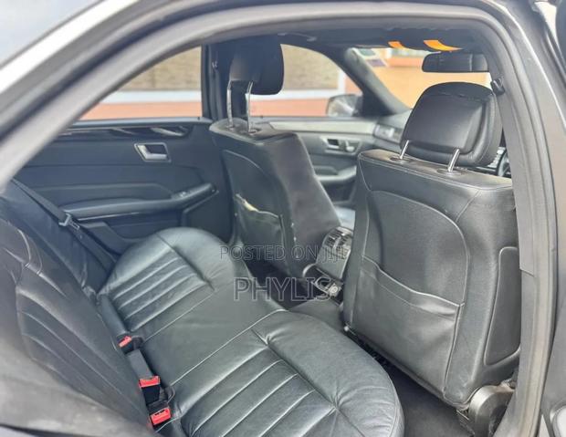 Mercedes-Benz E250 2010 Gray