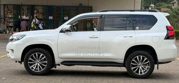 Toyota Land Cruiser Prado 2020 Pearl