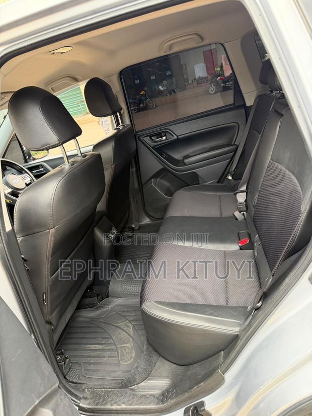 Subaru Forester 2017 Silver