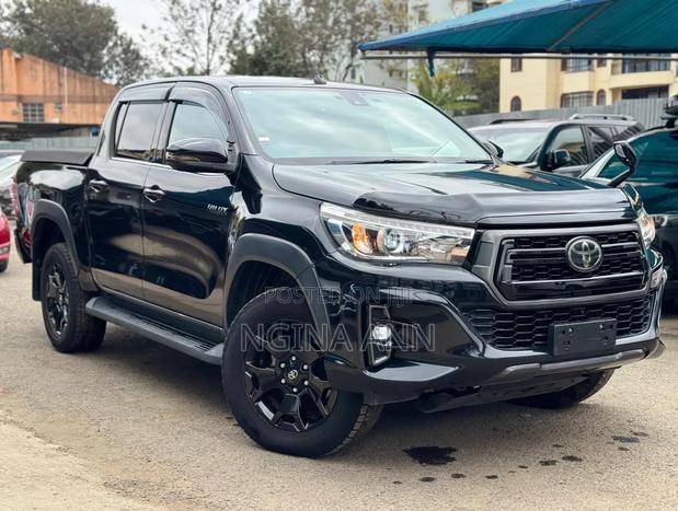 Toyota Hilux 2019 Black