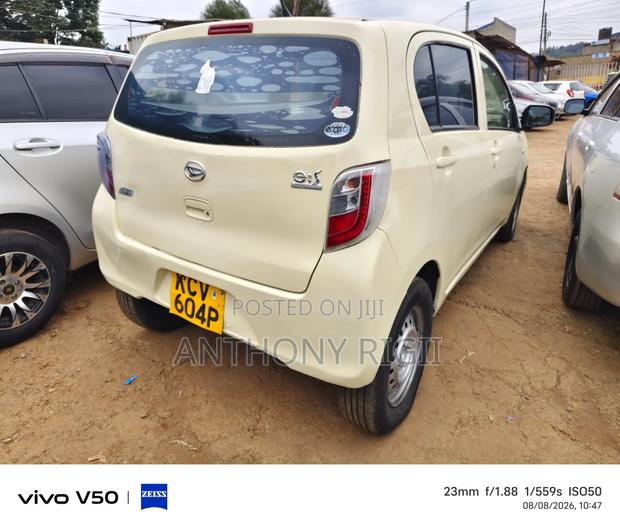 Daihatsu Mira 2013 Yellow