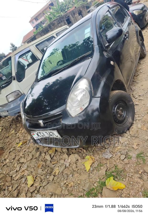 Toyota Passo 2012 Black