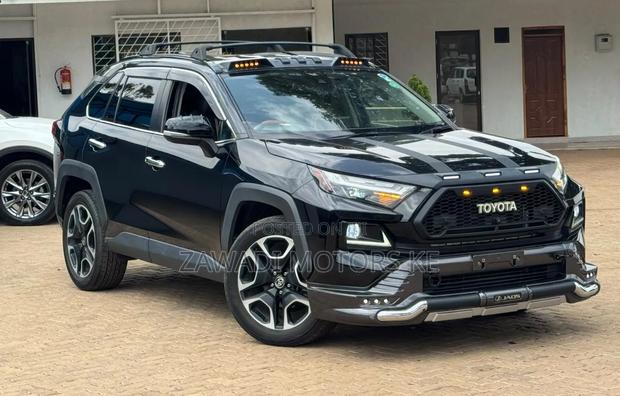 Toyota RAV4 2020 Matt Black