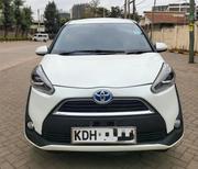 Toyota Sienta 2017 White for sale