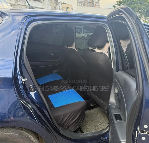 Toyota Vitz 2018 Blue