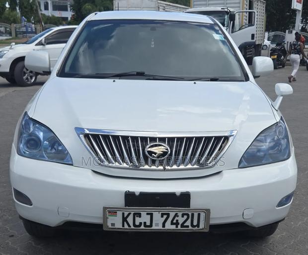 Toyota Harrier 2010 White