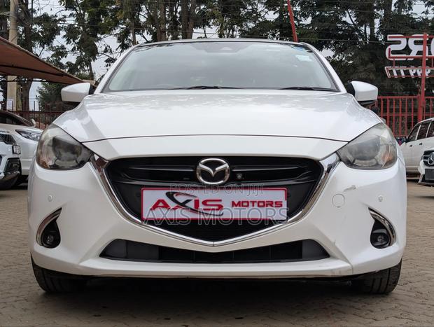 Mazda Demio 2019 White