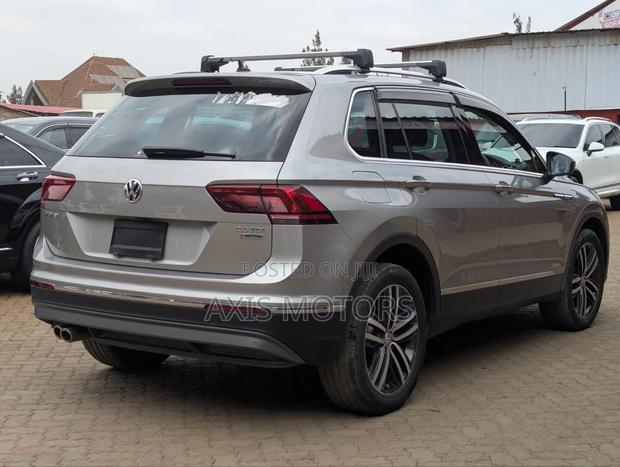 Volkswagen Tiguan 2019 Gold