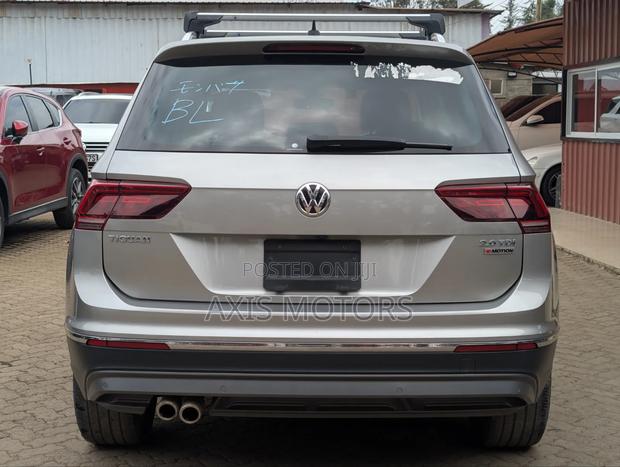Volkswagen Tiguan 2019 Gold