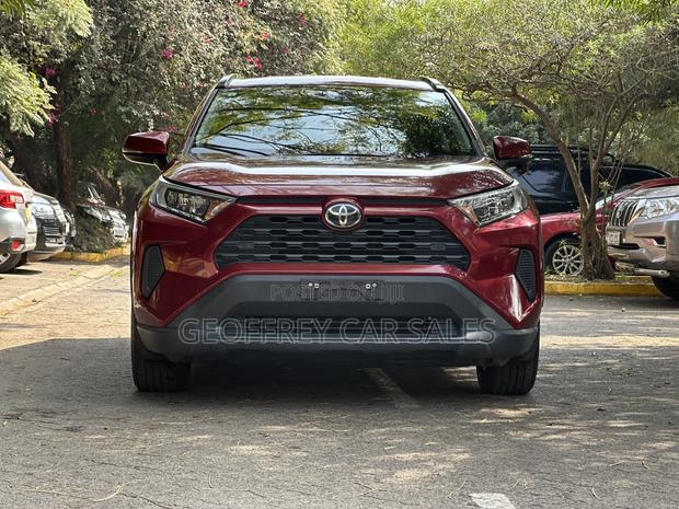 Toyota RAV4 Limited AWD 2019 Maroon