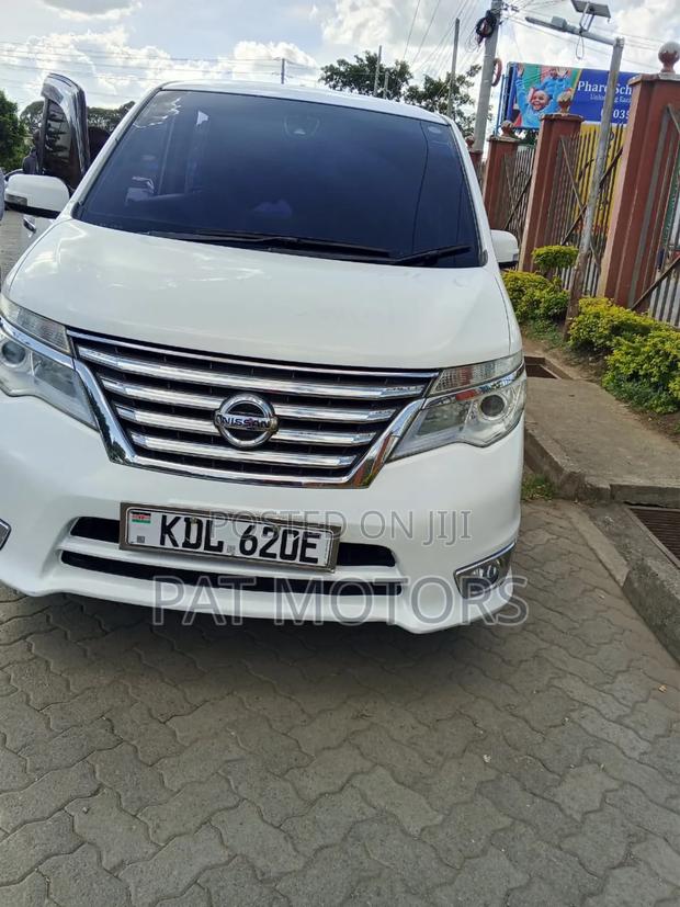 Nissan Serena 2014 White