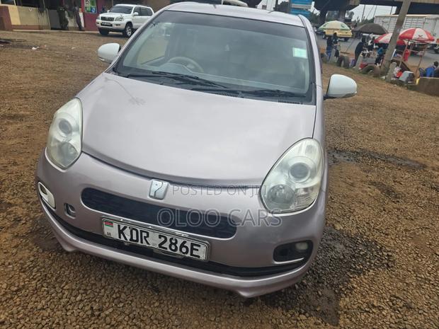 Toyota Passo 2015 Silver